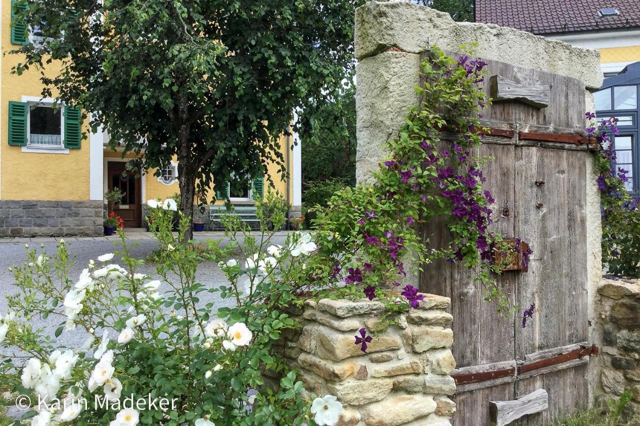 Design Ferienwohnung Mit Bauerngarten ヴァルトキルヒェン エクステリア 写真